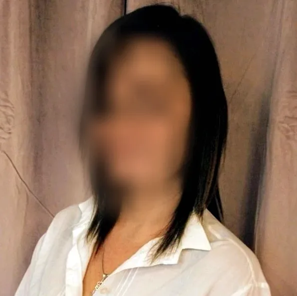 Aylin, 32
