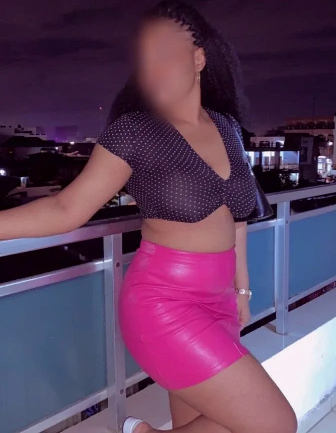 Luisa, 20